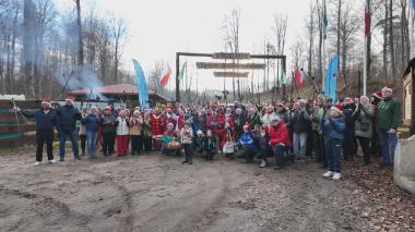 Mikołajkowy Marsz Nordic Walking