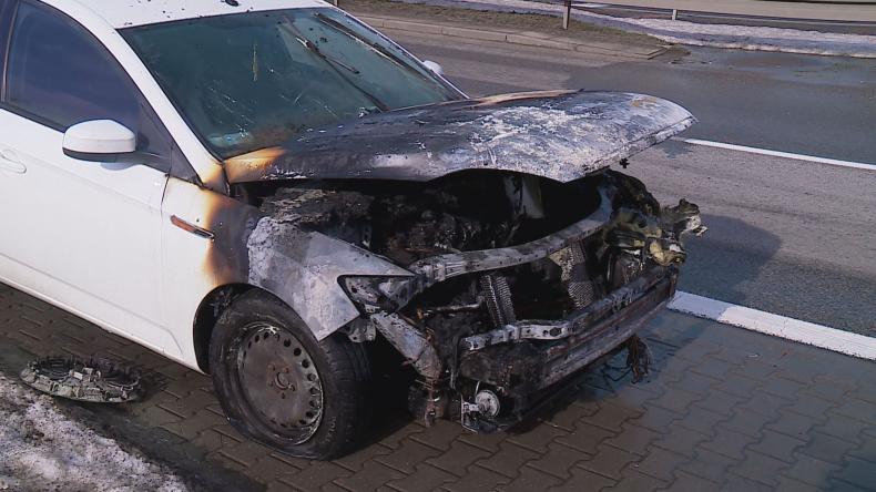 Pożar osobówki na DK6 w Wejherowie