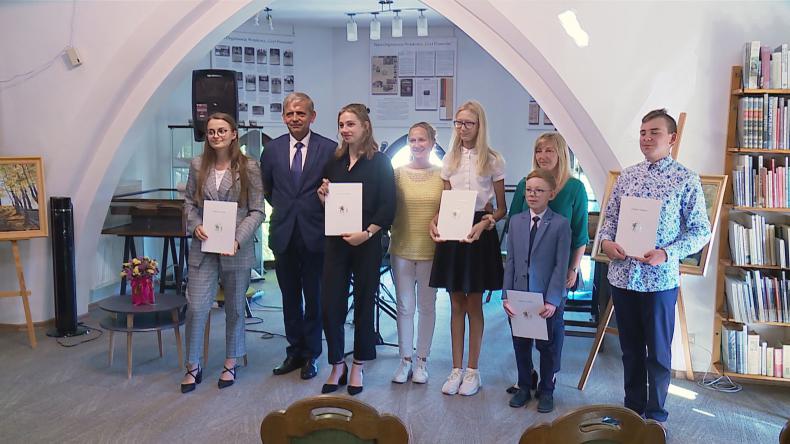 W gminie Luzino przyznali stypendia za wybitne osiągnięcia