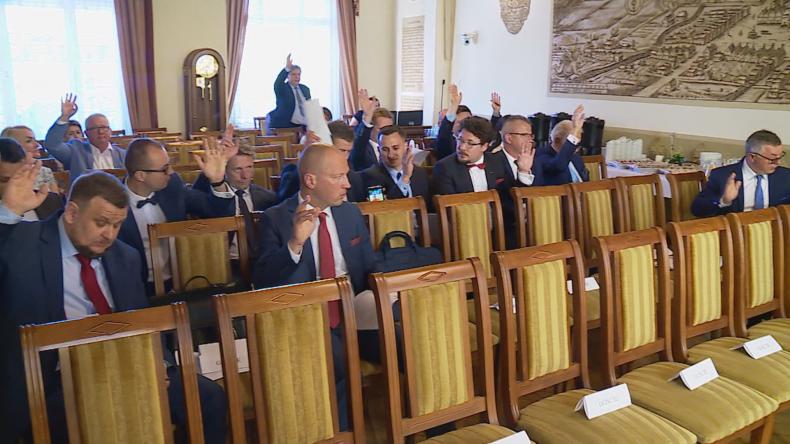 Władze mówią dość, skargi lądują w prokuraturze