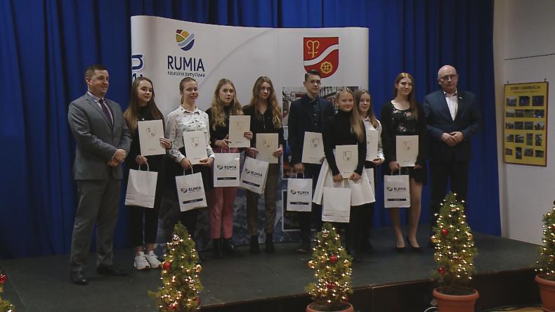Młodzi mieszkańcy Rumi nagrodzeni za wybitne osiągnięcia