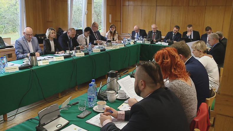 Rumia podsumowuje zmiany w oświacie