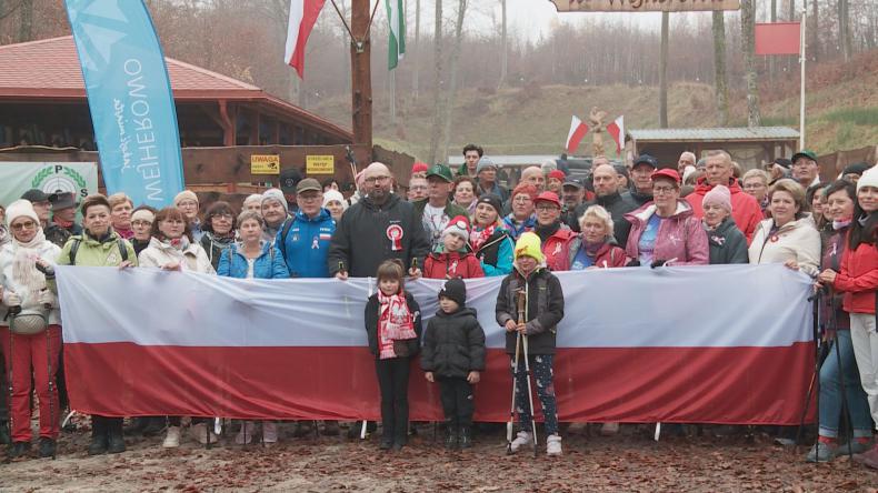 Niepodległość uczcili marszem nordic walking 