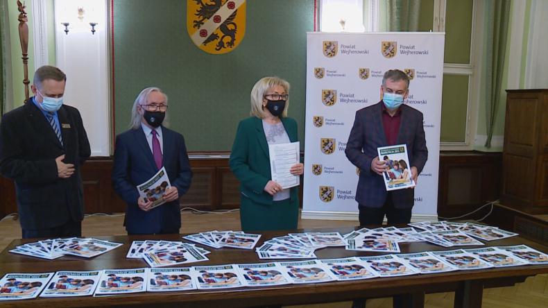 Nowa oferta rekrutacyjna do powiatowych szkół