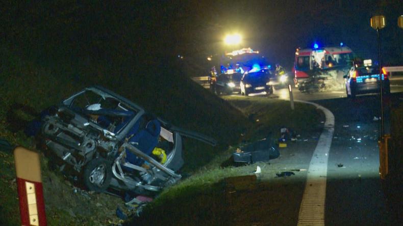 Trzy osoby nie żyją po pościgu. Kierowca poszukiwany listem gończym