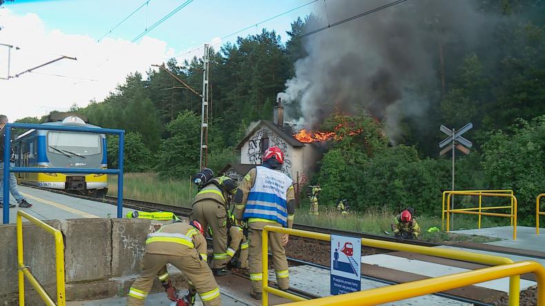 Pożar pustostanu przy stacji Reda Pieleszewo