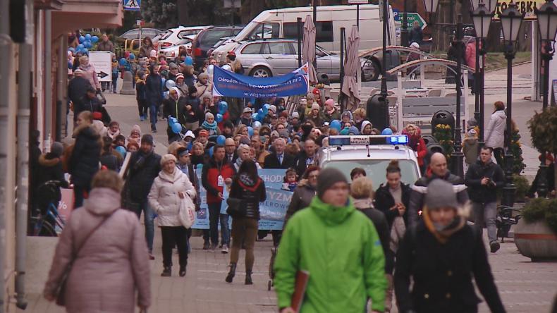Niebieska parada przeszła przez Wejherowo