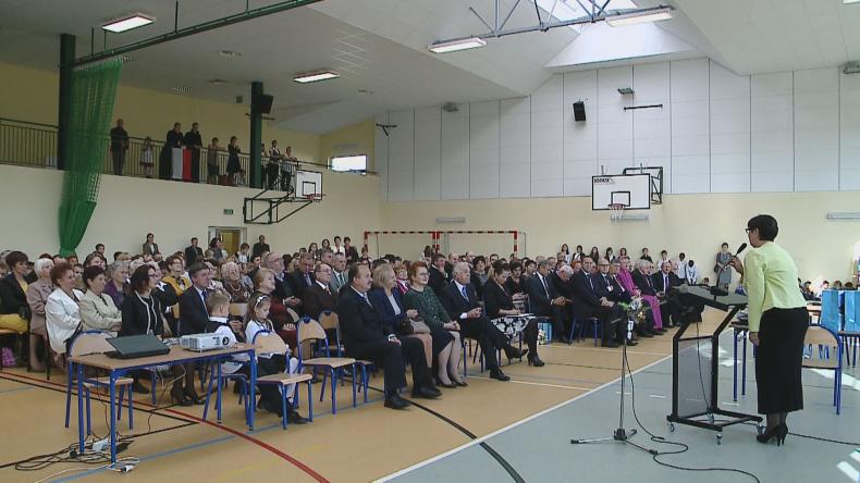W murach tej szkoły rodziła się samorządność Redy