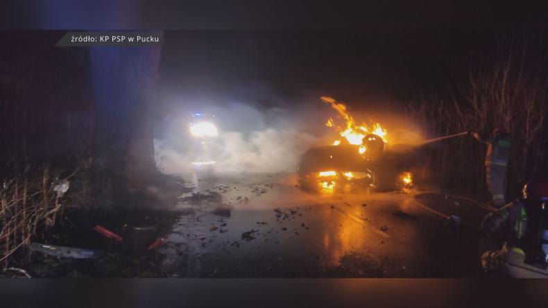 Samochód dachował i stanął w płomieniach