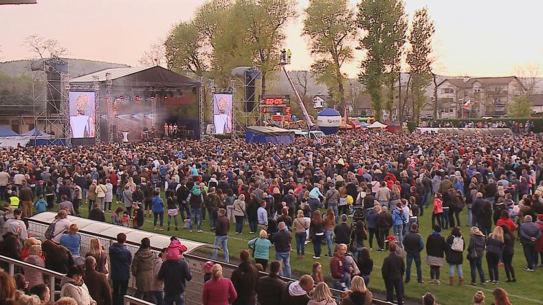 Festyn oraz koncert Bajm na terenie MOSiR w Rumi