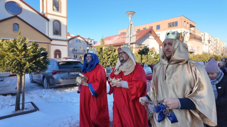 Orszak Trzech Króli przeszedł też ulicami Redy