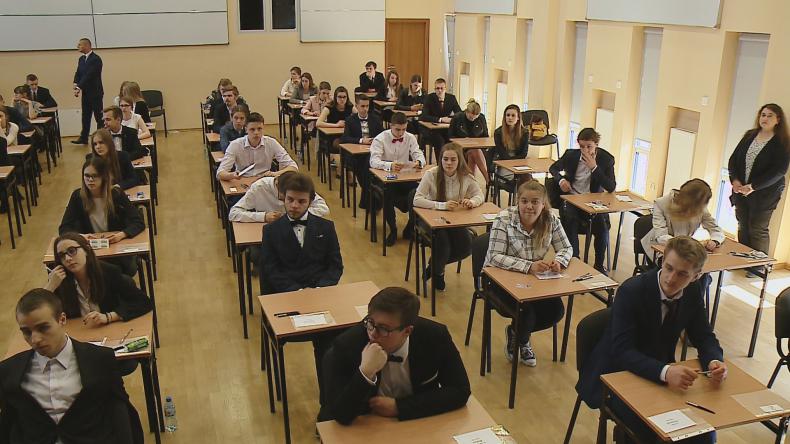 Rozpoczęły się matury. Tematy nie zaskoczyły