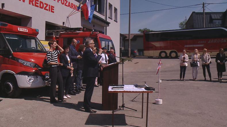 Otworzyli zmodernizowaną remizę w Redzie