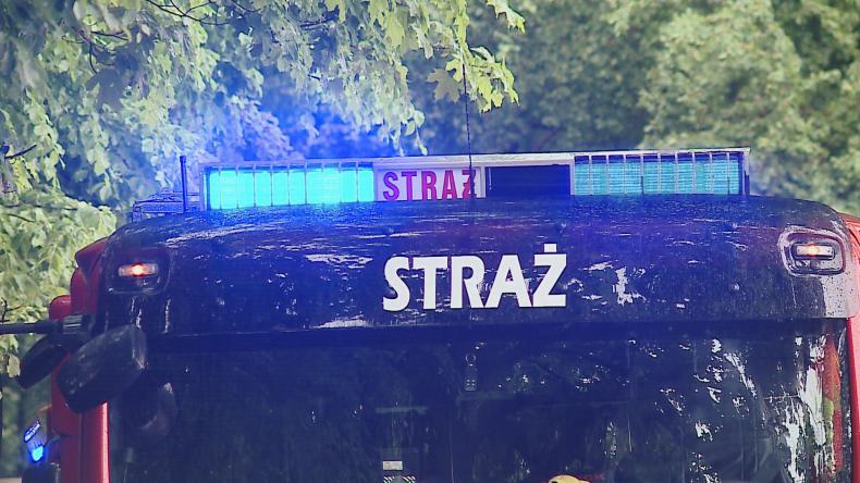 Zderzenie dwóch ciężarówek w Zwartowie