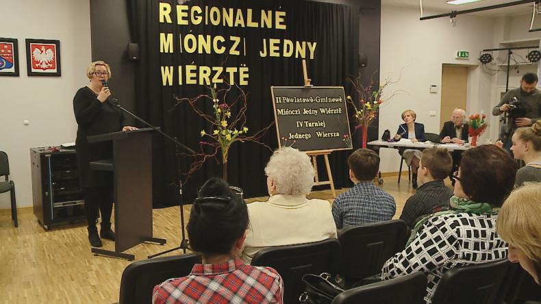 Poetów w gminie przybywa