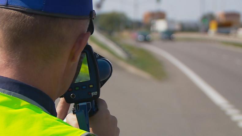 Akcja „Prędkość” – policja sprawdziła prawie 340 samochodów