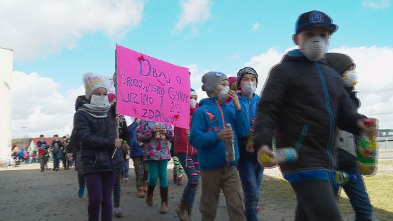 Dzieci przeciwko paleniu śmieci
