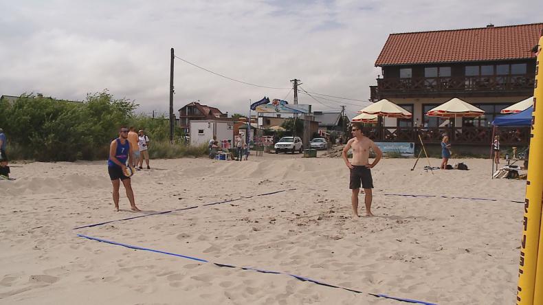 Aktywne plażowanie w Rewie