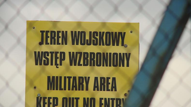 Przyszłość lotniska w Kosakowie w czarnych barwach