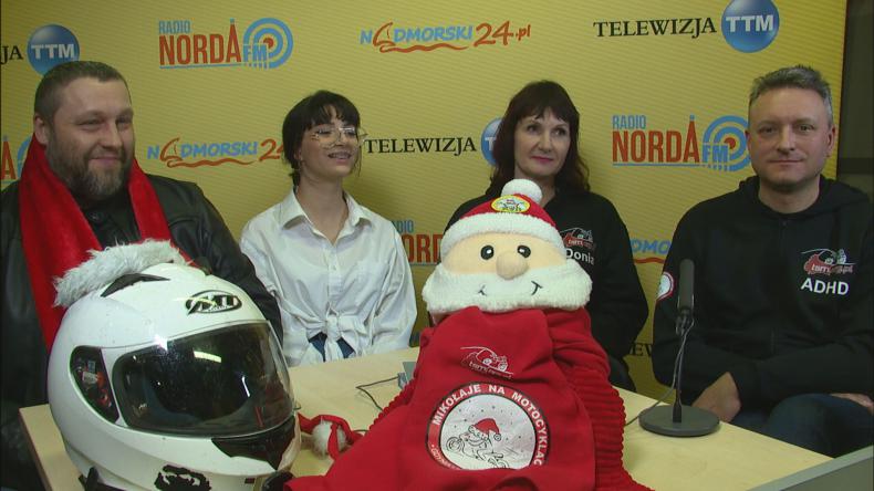 Adam i Aisha Kucharonek oraz Dorota i Grzegorz Świeżawscy