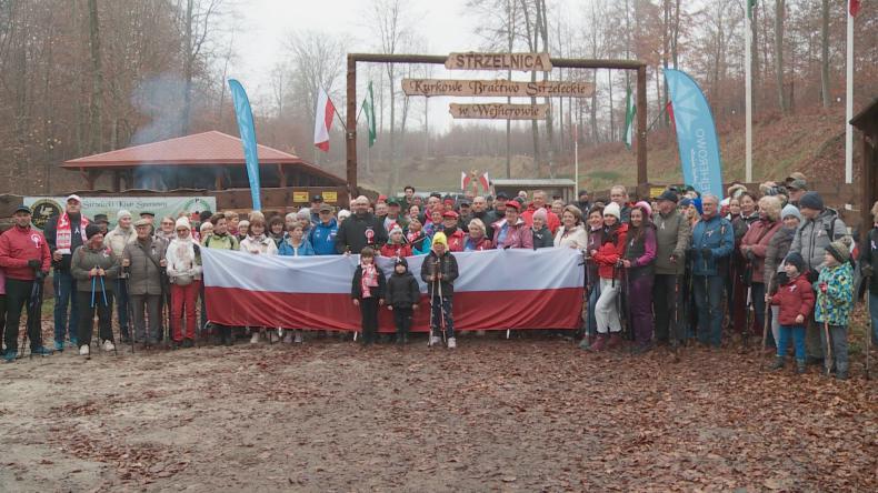 Niepodległość uczcili marszem nordic walking 