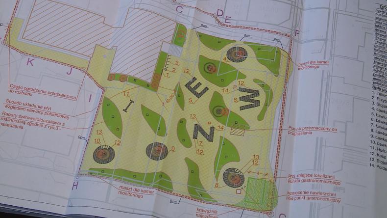 Skwer zamiast parkingu przed urzędem w Choczewie