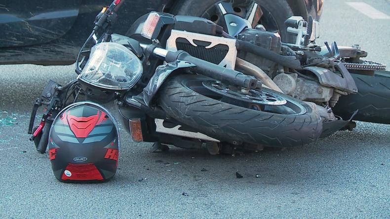 Zderzenie motocykla z osobówką w Redzie