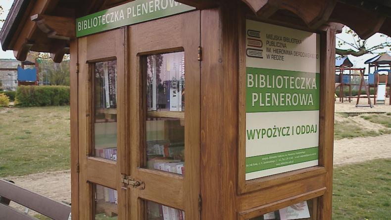 Reda postawiła na czytelnictwo w plenerze