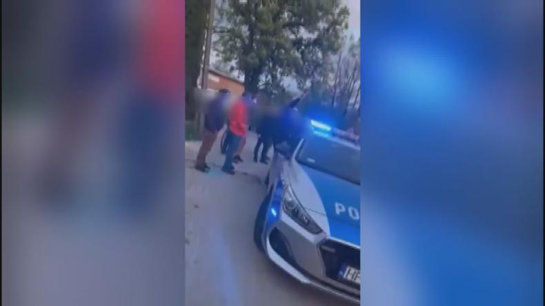 Atak na policjantów czy obrona niewinnego?