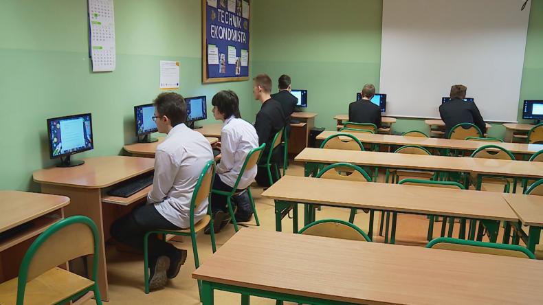 Najlepsi informatycy z powiatu wyłonieni