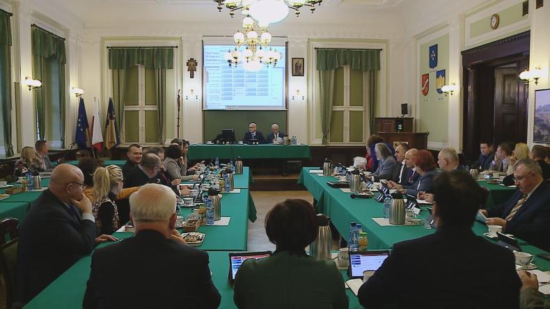 Środki na drogi już w budżecie powiatu