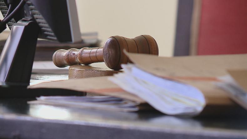 Lokatorzy boją się o dach nad głową, miasto uspakaja