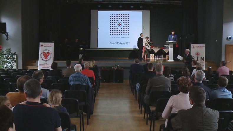 Pomagają i edukują już od stu lat