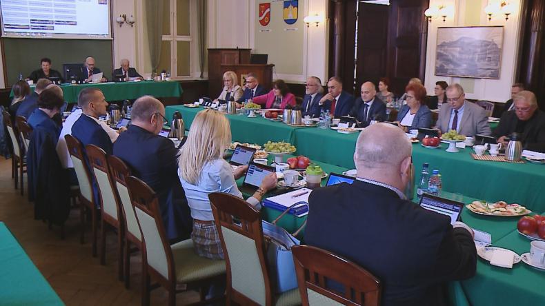 Oświata na sesji powiatu wejherowskiego
