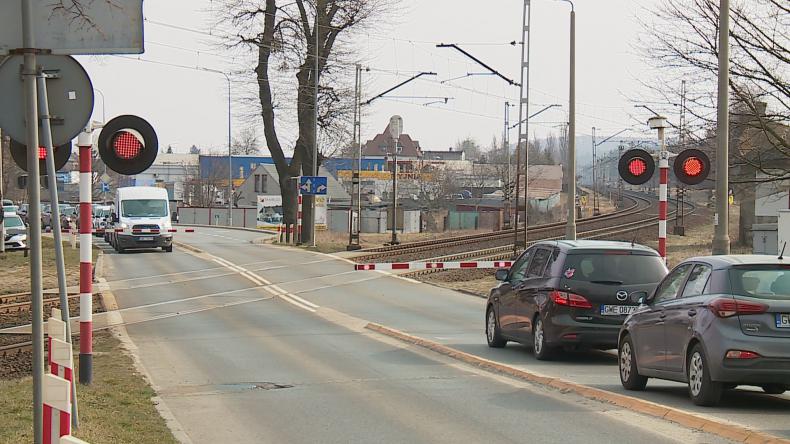 Kolejarze zwracają uwagę na bezpieczeństwo na przejazdach