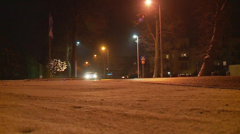 Dziesiątki przejść dla pieszych doczekało się oświetlenia
