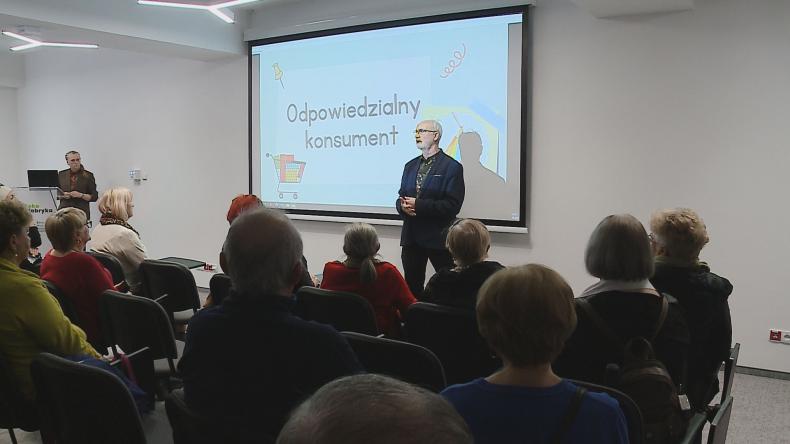 Słuchacze UTW w EkoFabryce