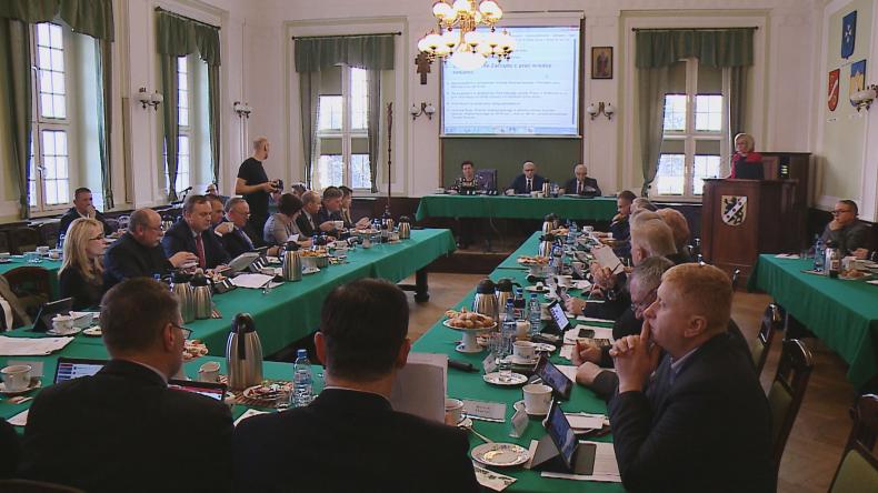 Powiat wejherowski stawia na elektromobilność