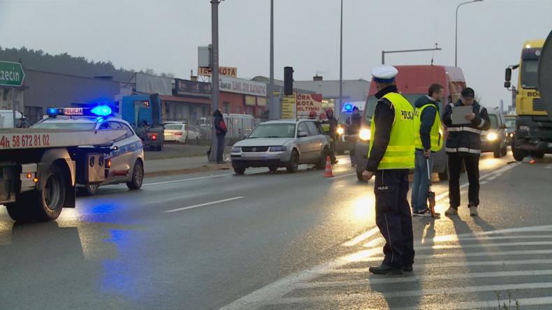 Kolizja na skrzyżowaniu krajowej szóstki z ul. Orzeszkowej