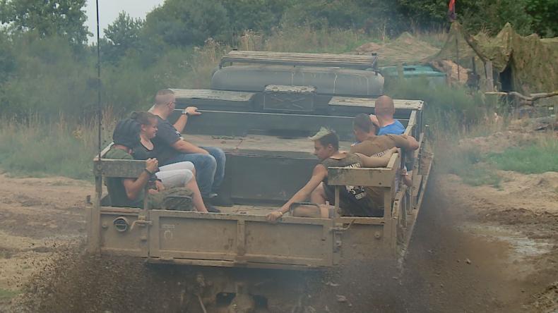 Lisewski poligon przyciągnął fanów militariów