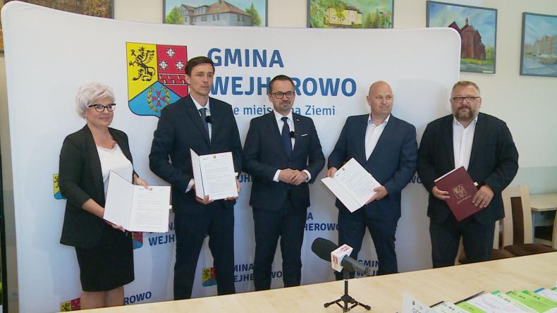 Oświetlą drogi za ponad 10 milionów złotych