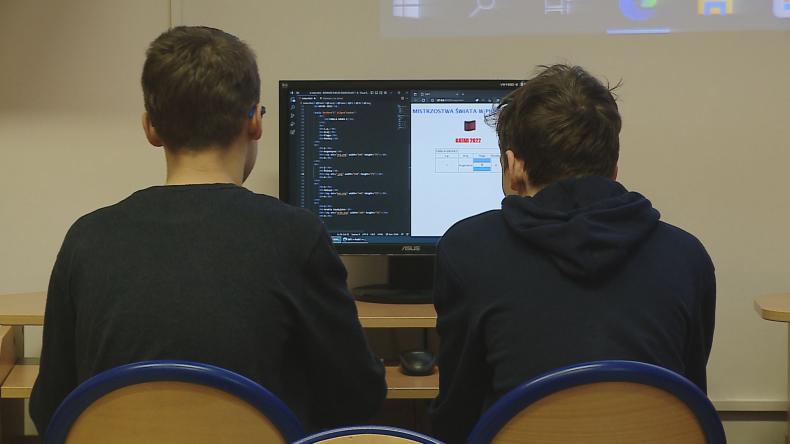 Młodzi informatycy rywalizowali podczas mistrzostw