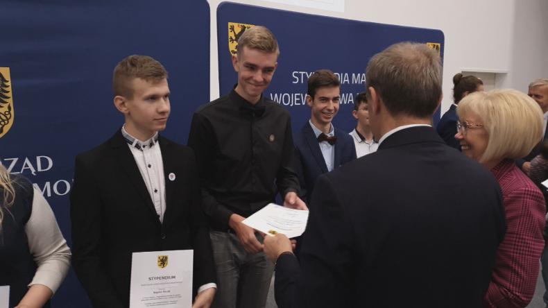 Stypendia marszałka przyznane