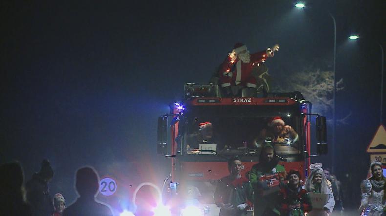 Nie mógł dojechać do dzieci, pomogli strażacy