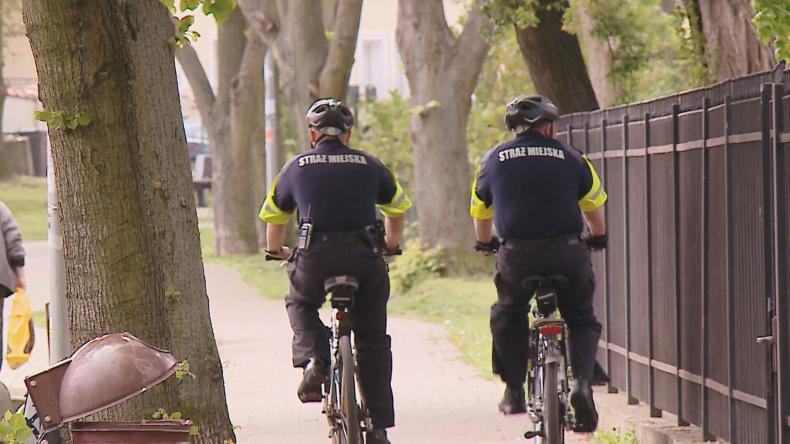 Strażnicy wsiedli na rowery