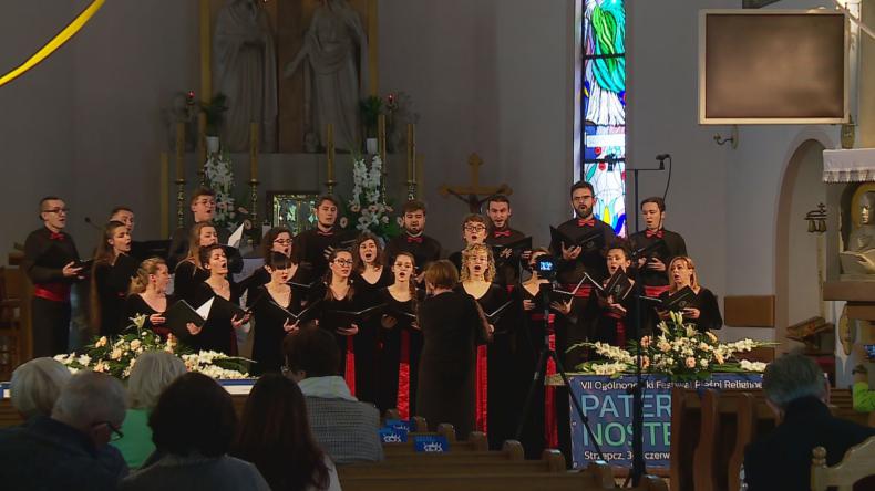 Pieśni religijne wybrzmiały w Strzepczu