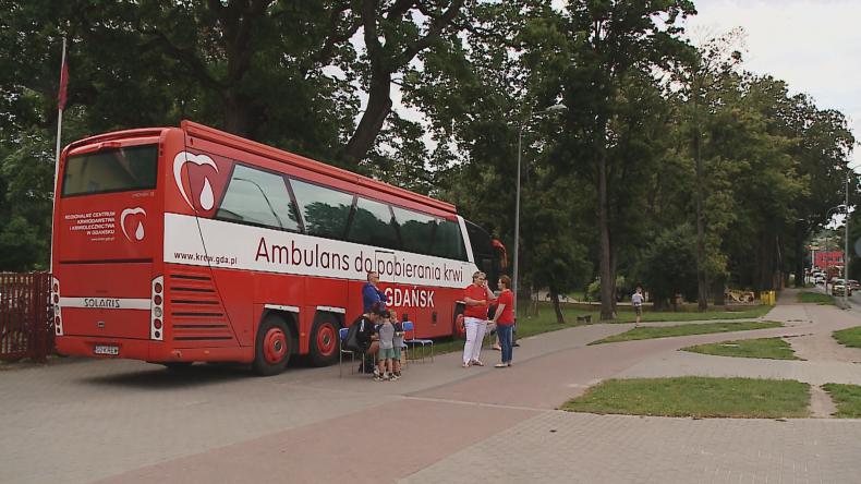 Latem krew jest na wagę złota