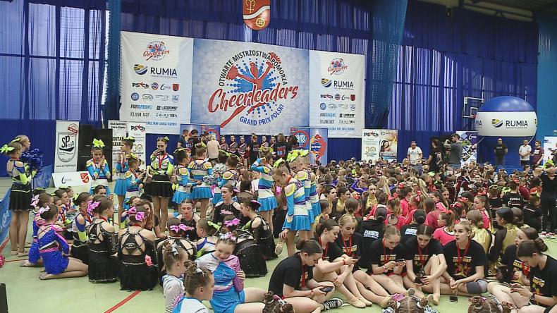 Cheerleaderki wystąpiły w Rumi