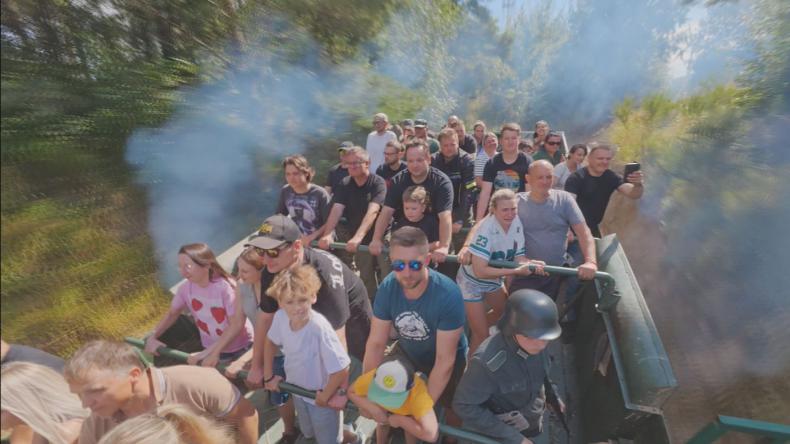 Ogromne zainteresowanie militarnymi atrakcjami