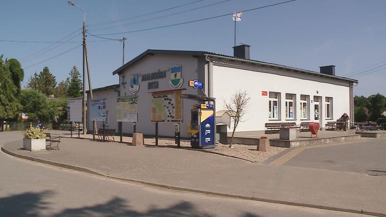 Trwa plener rzeźbiarski w Białogórze